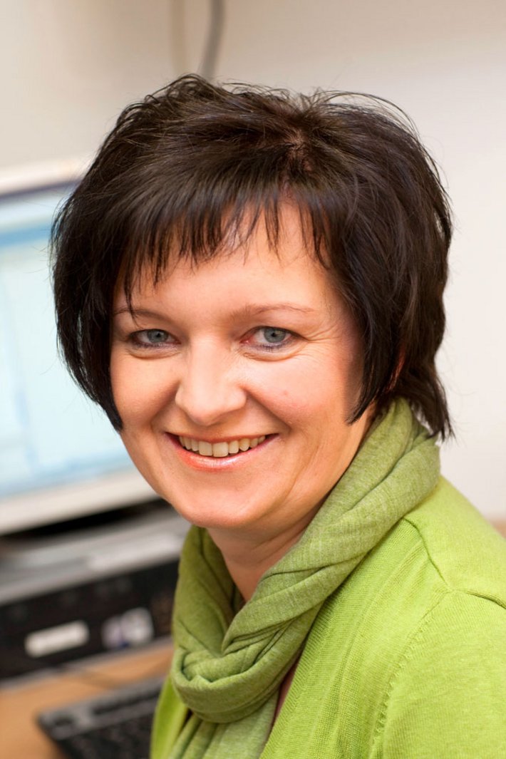 Sylvia Benker (Foto: altrofoto.de) Foto von Sylvia Benker, Sekräterin der Klinik für Allgemein- und Viszeralchirurgie