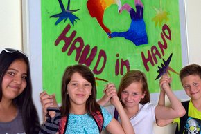 Schülerausstellung 2015 (Foto: Krankenhaus Barmherzige Brüder Regensburg)