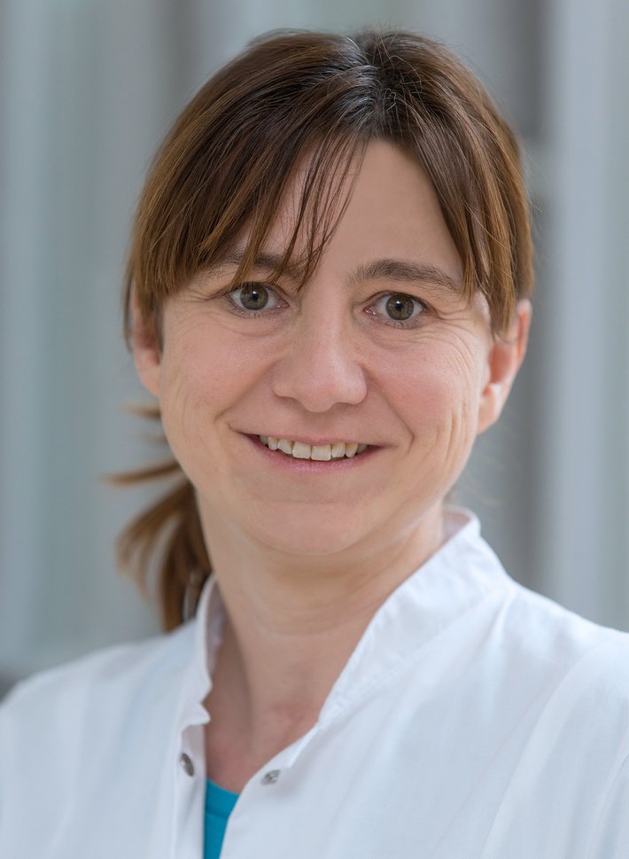 (Foto: altrofoto.de) Priv-Doz. Dr. Christiane Girlich: Fachärztin für Innere Medizin, Endokrinologie/Diabetologie, Oberärztin
