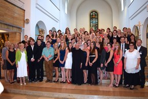 Abschluss Berufsfachschulen 2015 (Foto: Krankenhaus Barmherzige Brüder Regensburg)